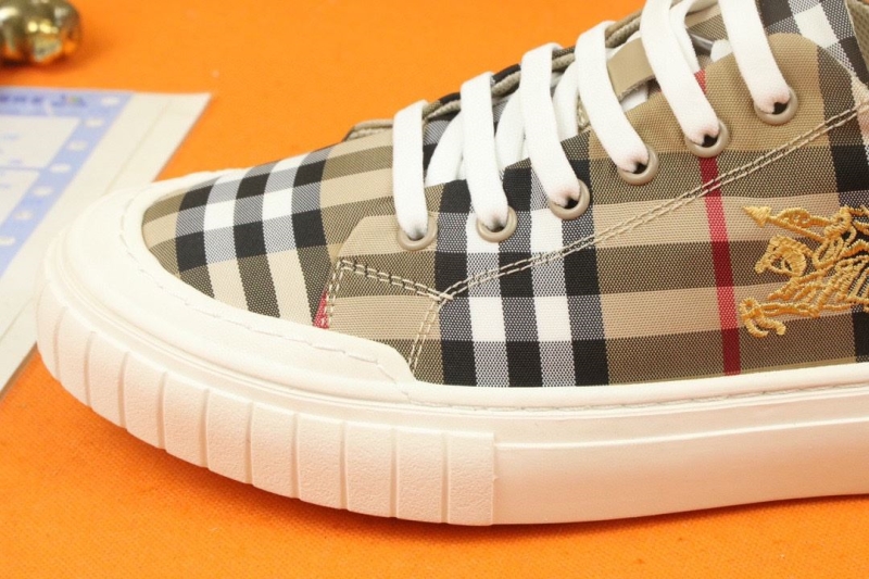 Burberry Sneakers